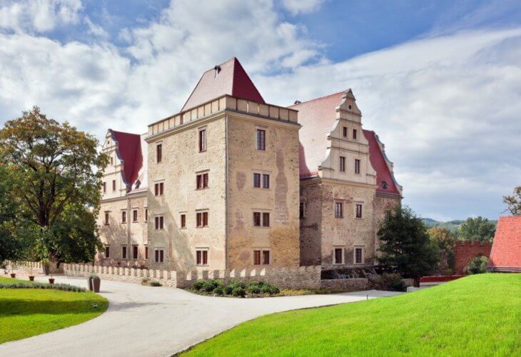 Uroczysko Siedmiu Stawów Luxury Hotel